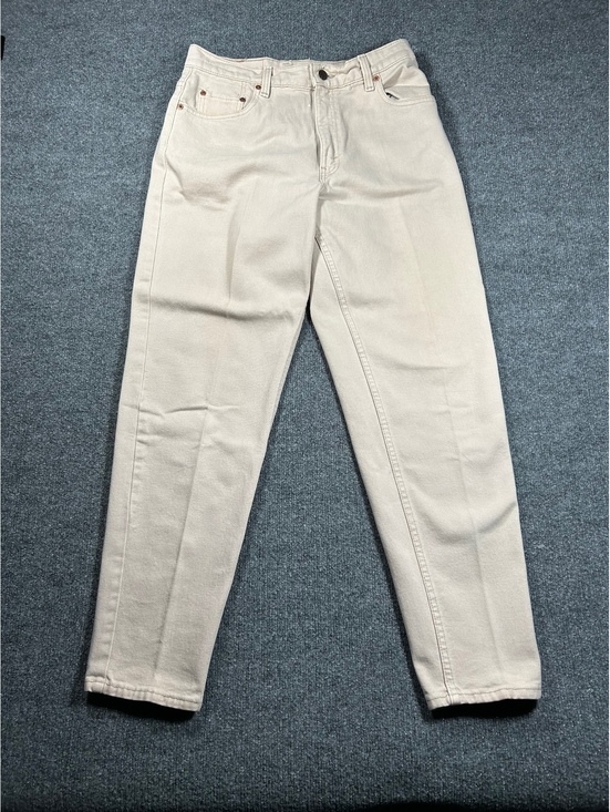 Levi's Other - Levi's 550 Tapered Leg Jeans in Cream, Size 13 Medium